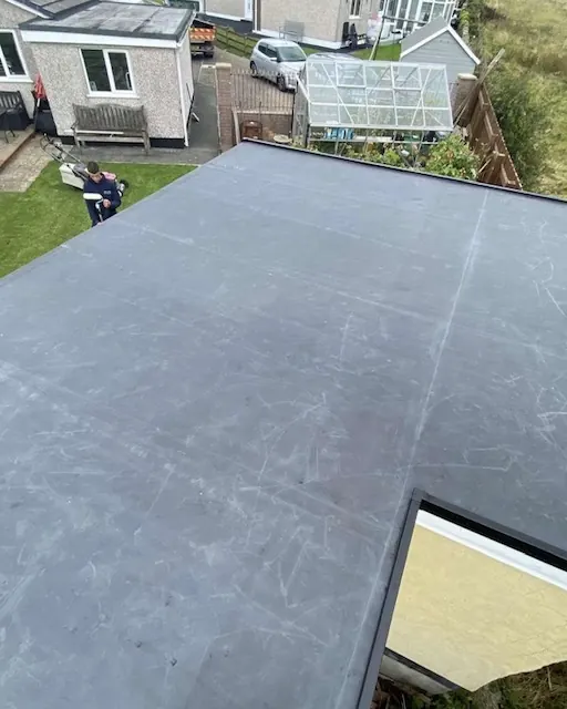 Finished rubber flat roof on a single-storey building. One of our jobs.